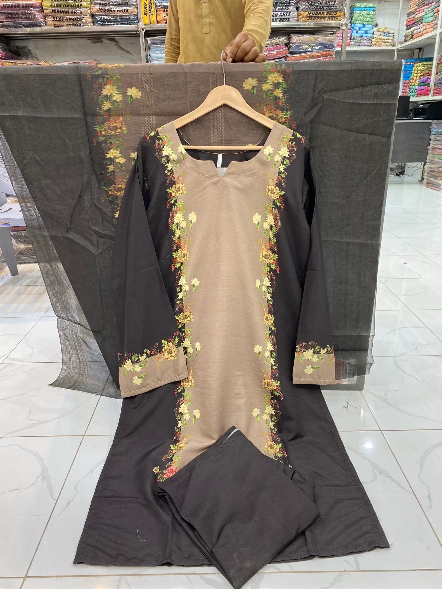 U-710 Cordsets 3 Piece Dresses In Bana Dora