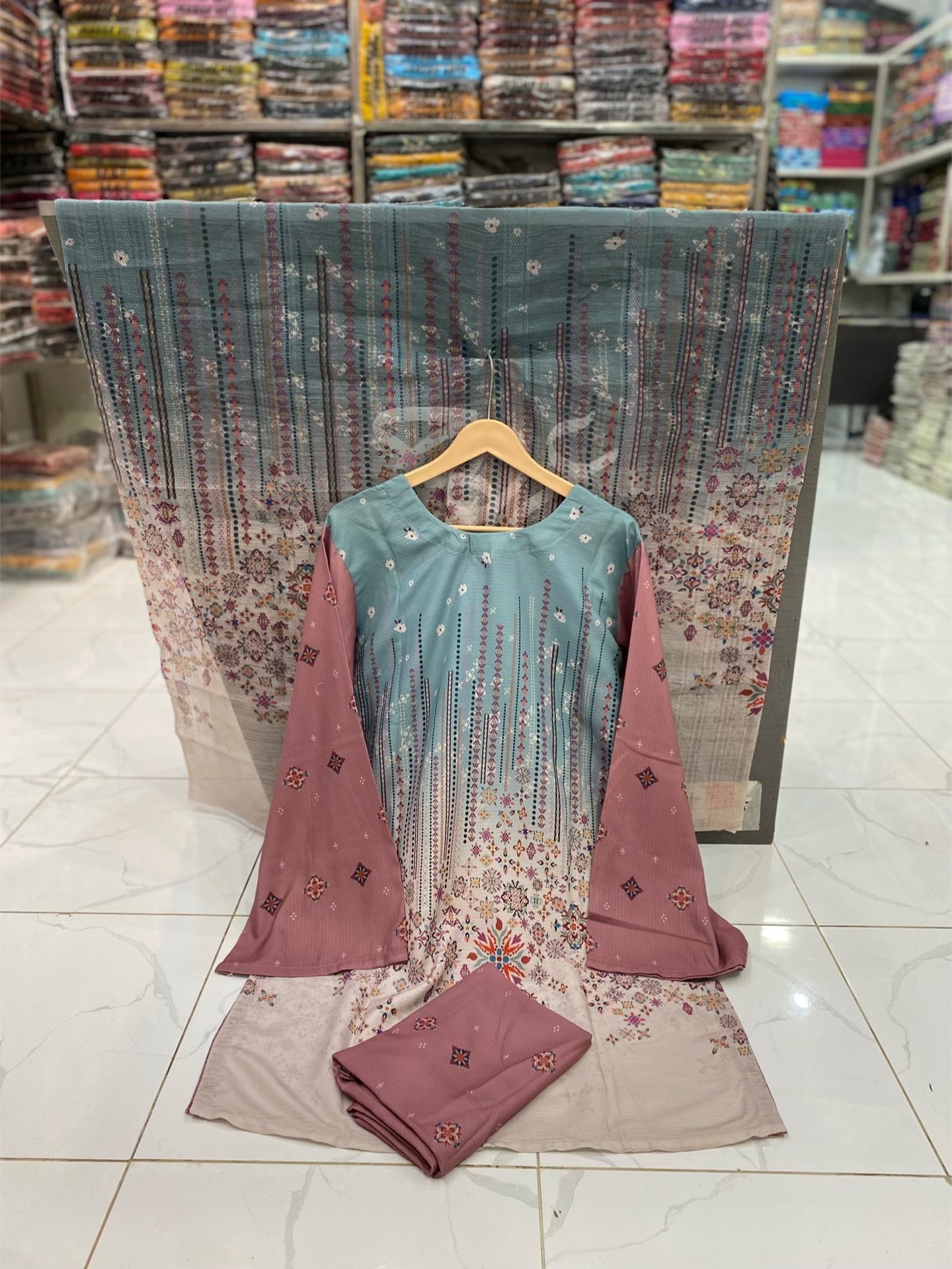 U-710 Cordsets 3 Piece Dresses In Bana Dora